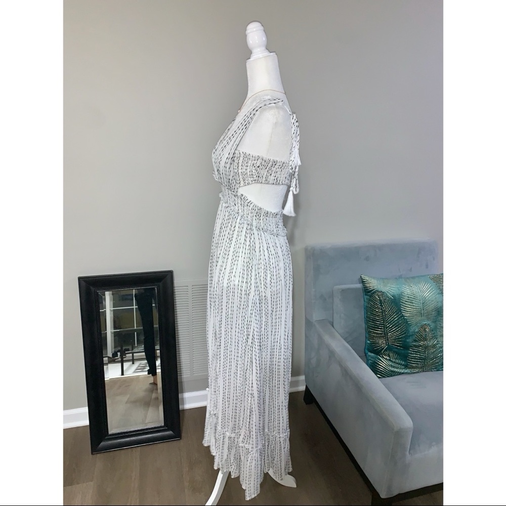 Style Rack Dress - Picture 2 of 5